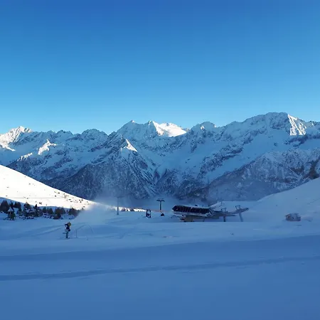 Mountain Con Sauna Privata Passo del Tonale